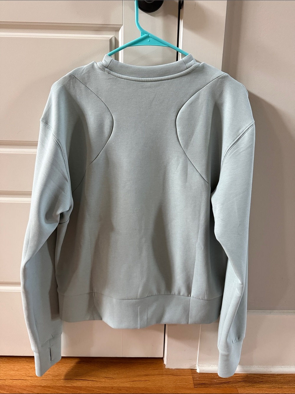 Set of 2 adidas Design-4-Training crewneck Sweatshirts - Picture 12 of 16